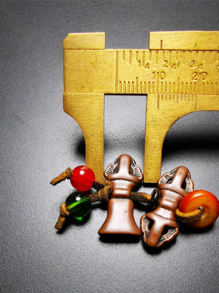 Gandhanra Antique Tibetan Amulet,Mini Vajra and Bell Bead Counters for Mala Bracelet,Prayer Bead,Made of Red Copper