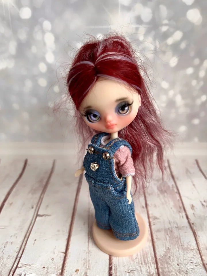 Petite Blythe doll with burgundy hair. Miniature doll with beautiful eyes.