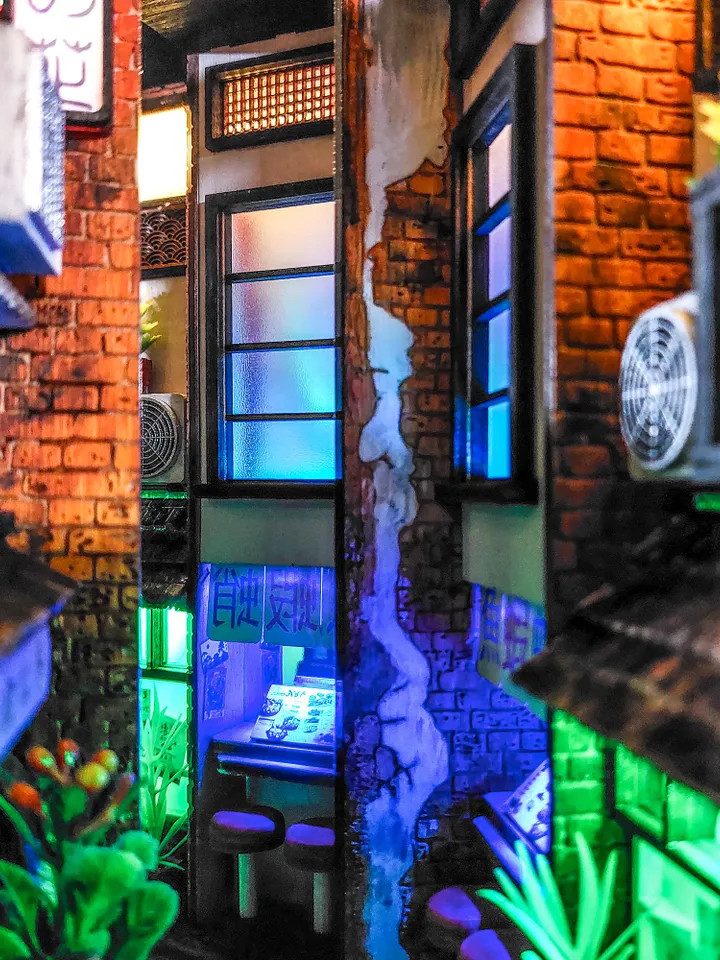 Book nook, Bookshelf insert, Nightlight, Japanese Street, Japanese Lane, Kyoto, Tokyo, Nippon