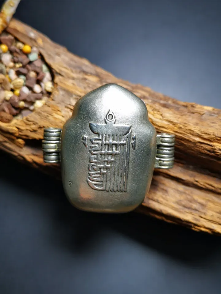 Gandhanra Antique Handmade Gau Ghau Shrine,Manjusri,Wisdom Buddha,Mini Tibetan Buddhist Altar Amulet Pendant