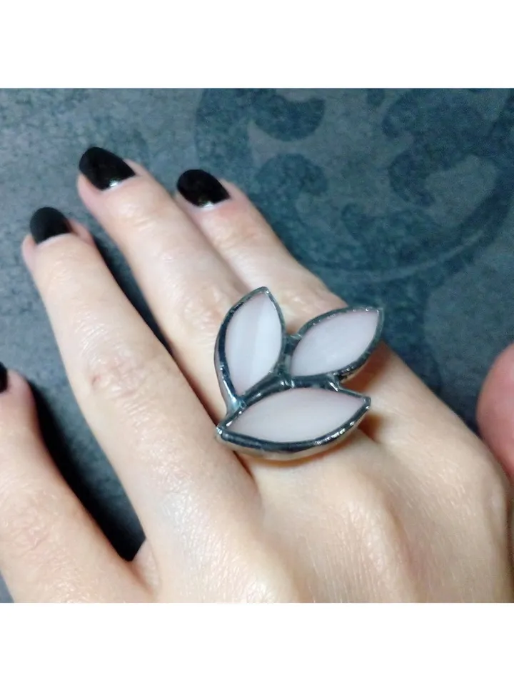 Glass spike ring, Floral ring, Stained glass ring, botanical ring, Leaf branch ring, Elven ring