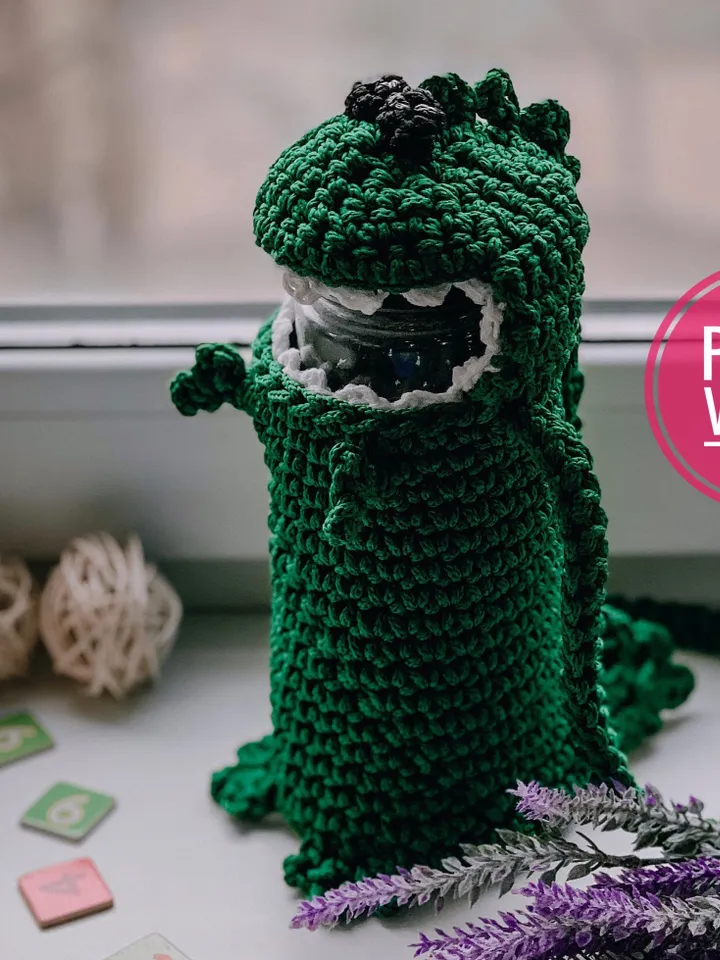 Water Bottle Holder crochet pattern PDF and video tutorial, monster dino, crochet carrier, sling, pouch, cover