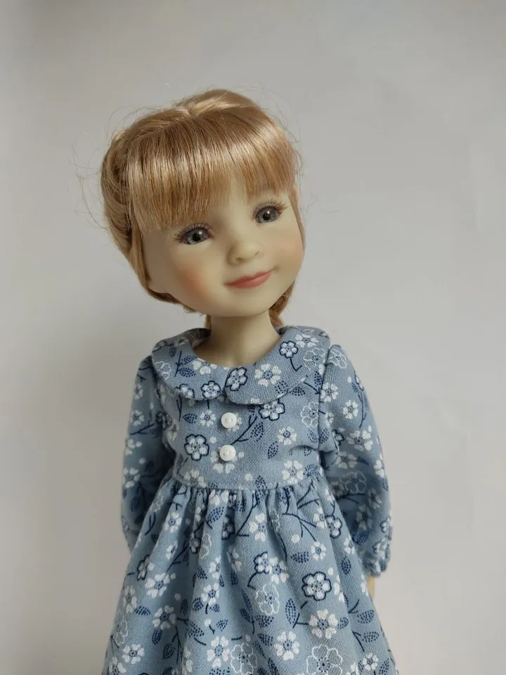PDF sewing pattern for Ruby Red Fashion Friends dolls.