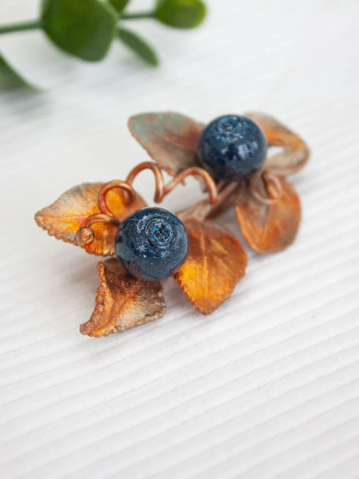Blueberry brooch Small leaf brooch Murano glass blueberry Copper brooch Anniversary gift idea Forest brooch Elven jewelry
