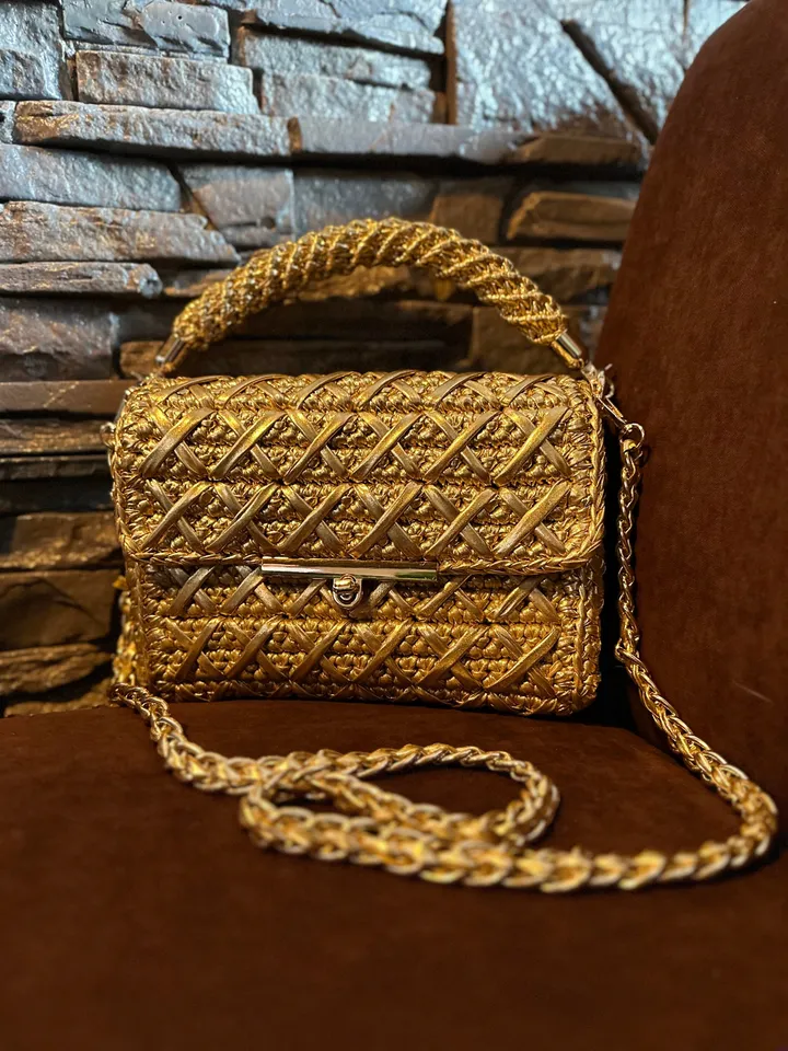 Crochet pattern women handbag PDF digital instant download, video tutorial, vegan crossbody, top handle, small purse, clutch, shoulder bag