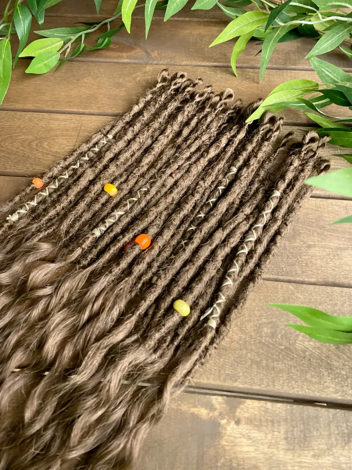 Brown synthetic crochet curly Se dreads ready to ship