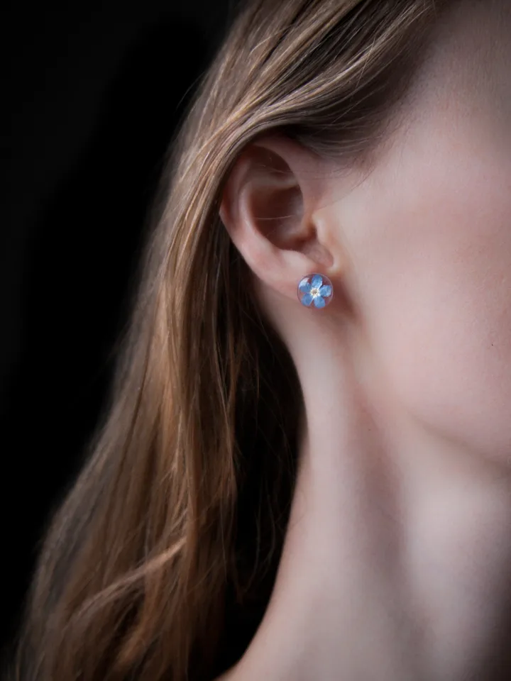 Forget-me-not stud earrings with real flowers