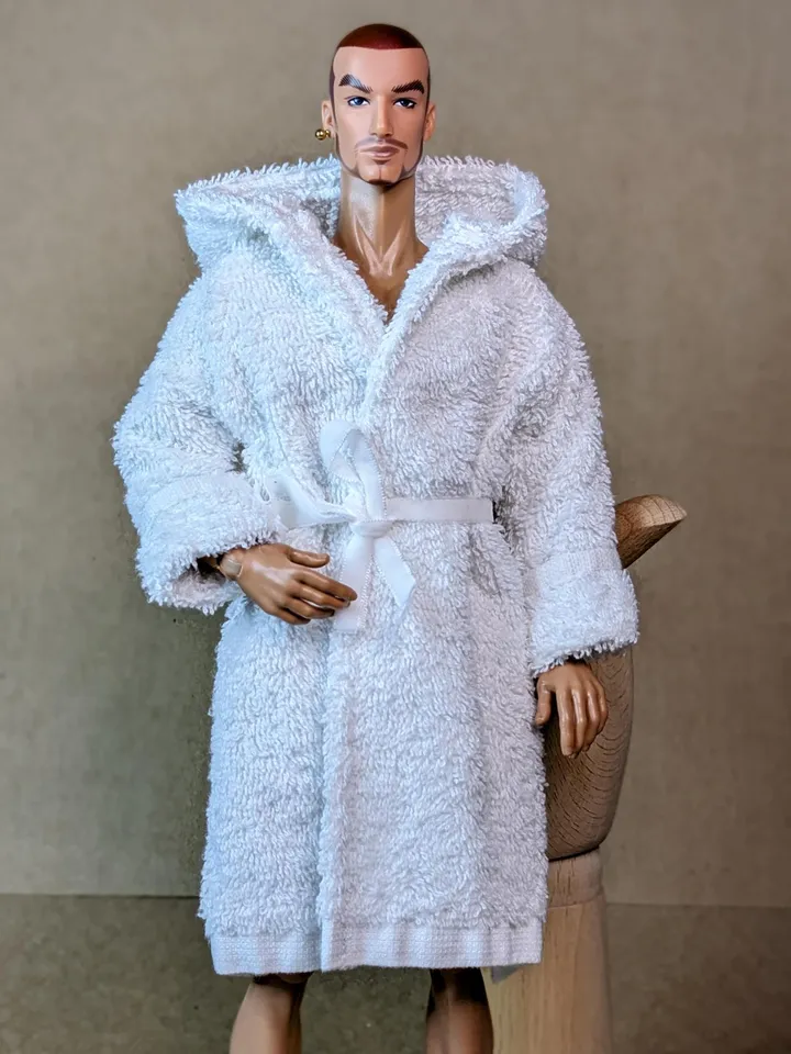 White terry bathrobe with a hood for 13 inch fashion male doll (FR Homme, Poppy Parker, Adonis)