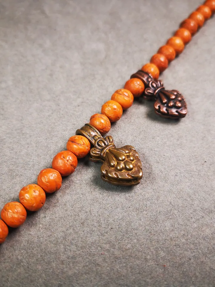 Gandhanra Handmade Buddhist Mala Counter Clip,Bum Counter Clip for Prayer Beads,Mani Jewel/Wish-Fulfilling Cintamani Shape,Mala Accessories