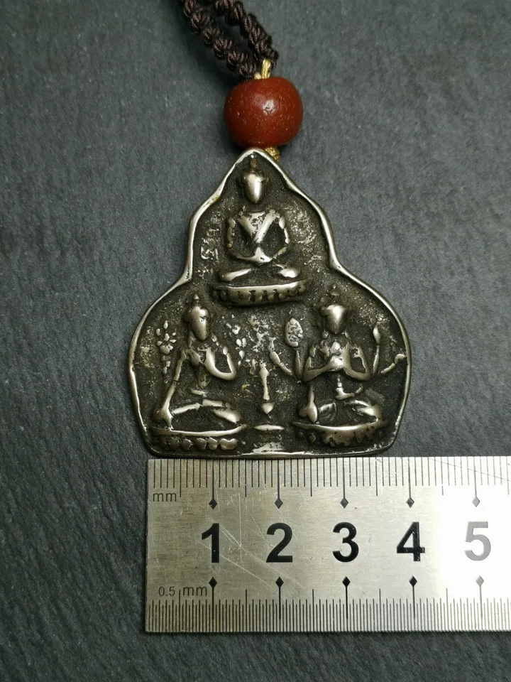 Gandhanra Vintage Tibetan Buddha Statue Pendant,3 Longevity Bodhisattvas - Amitayus,White Tara,Unisavijaya,Protective Amulet,40 Years Old
