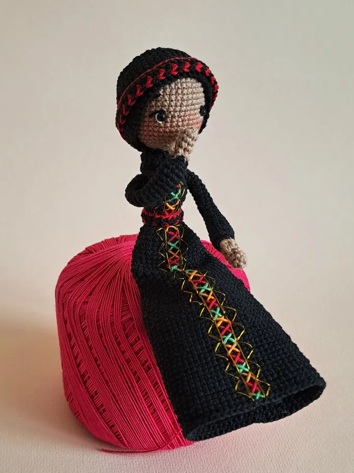 Crochet Islamic Doll in Hijab, Muslim Girl, Palestinian doll in national costume