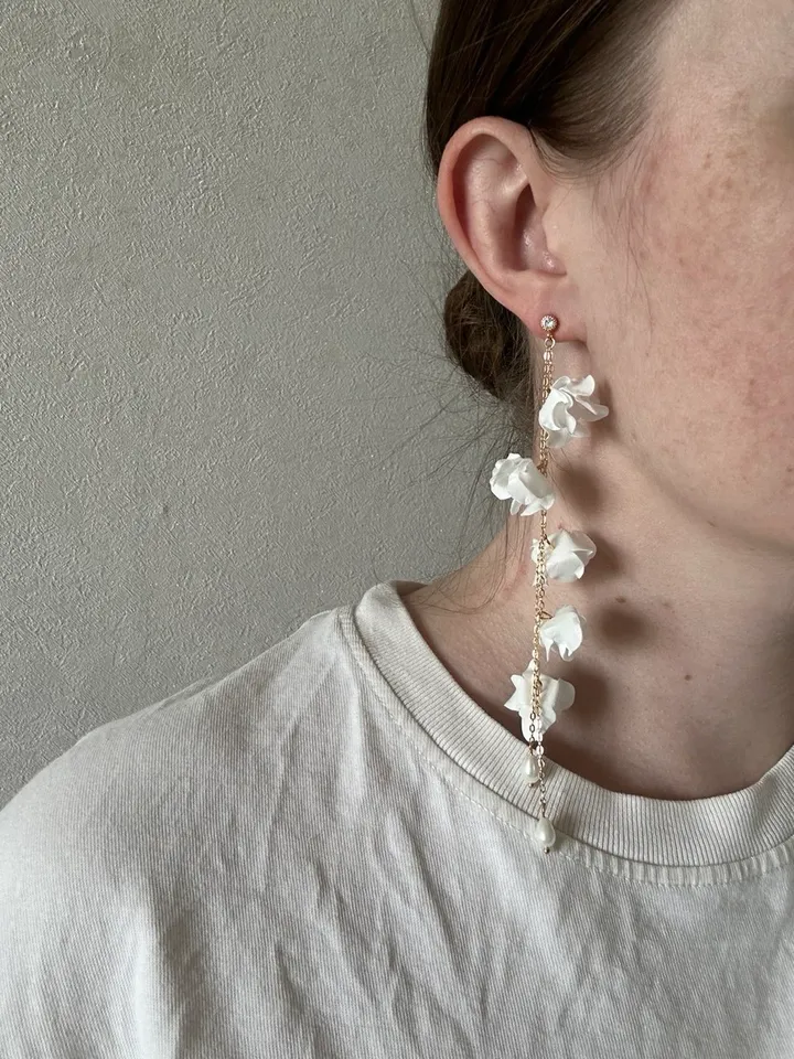 Wedding earrings, flower earrings