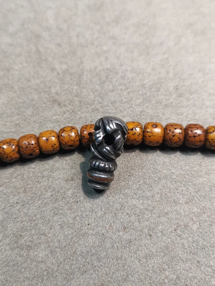 Gandhanra Tibetan Guru Bead, Lucky Knot Mini Size T-drilled 3-Hole Prayer Bead,Mala Bead,Connector Bead for Buddhist Bead Accessories