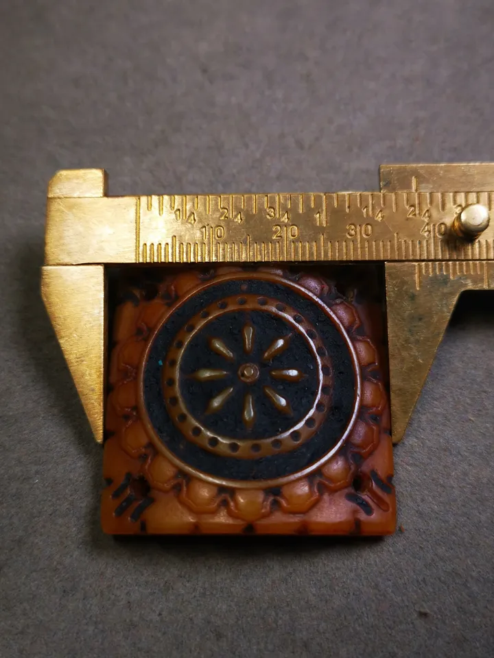 Gandhanra Yak Bone Carved Mandala Amulet Badge, Tibetan Buddhist Prayer Wheel Pendant,Dharma Chakra