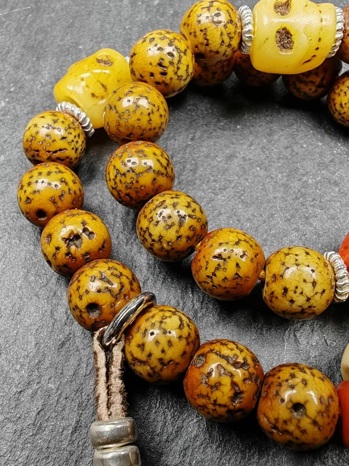 Gandhanra Authentic Tibetan Handhold Wrist Mala - 7.7mm Old Lotus Seed Beads Bracelet - Portable Buddhist Prayer Beads for Meditation