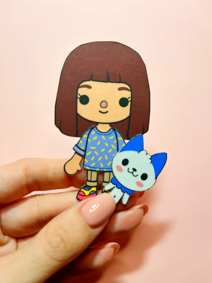 Toca Boca Paper Dolls with Clothes and Pet