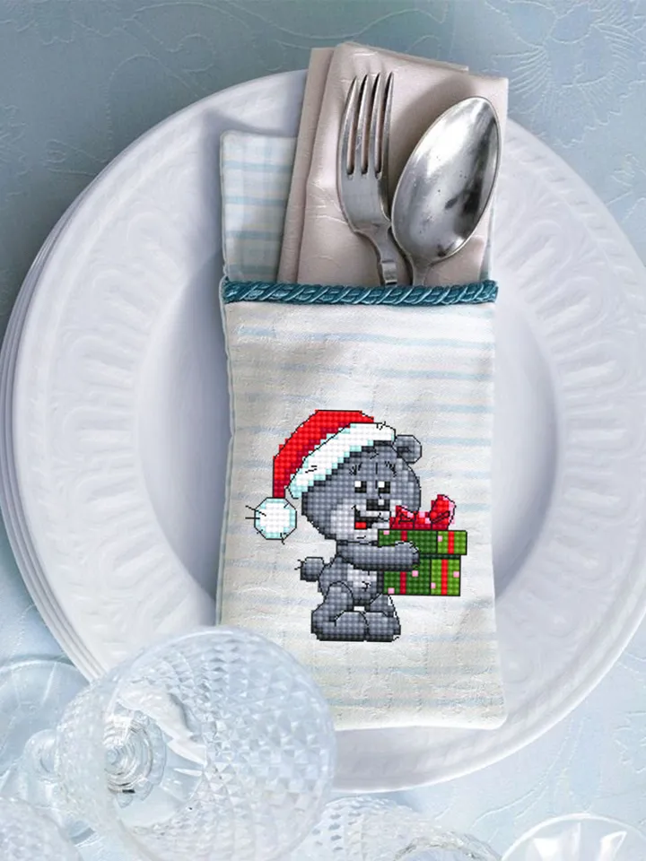Small bear cross stitch pattern PDF, Christmas pattern digital download PDF, Cute bear cross stitch chart, DIY Christmas decoration #N55