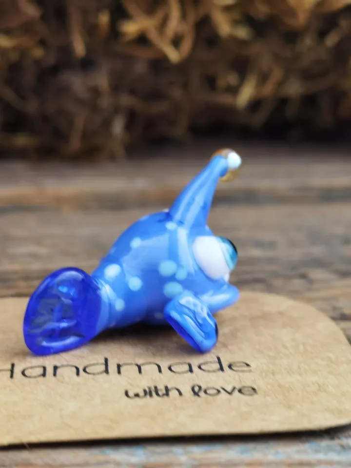 Angler fish figurines Glass fish Tiny fish Miniature fish Glass figurines Tiny glass animals Aquarium decor Angler ornaments