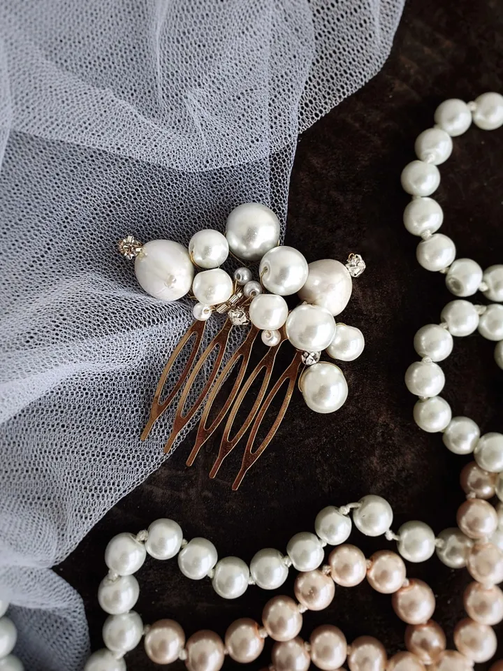 Pearl hair comb, small hair combs, pearls small hair combs, pearls hair pins, Casual hair comb, casual headpiece, wedding hair comb, Haircomb for bride, bridal hair comb, hairstyle jewelry for bride, wedding haircomb, pearls comb