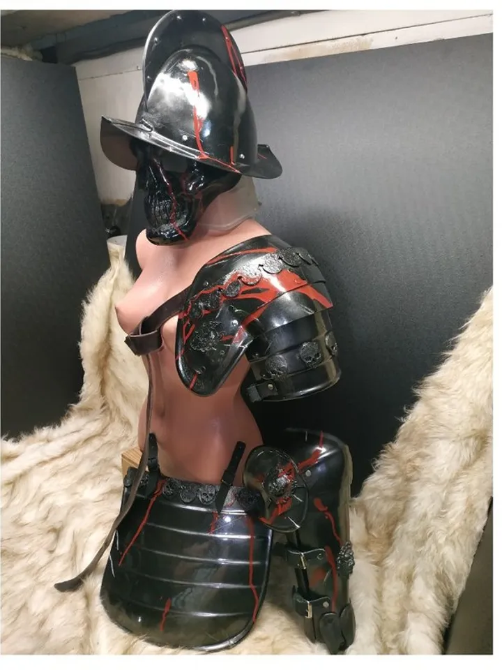 Warhammer - cosplay - armor - Dark Souls - inspired - larp armor - medieval armo