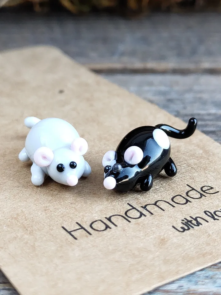 Mouse figurine Rat gifts Pet mouse Rat toy Glass rat art Mouse miniature Dollhouse miniature Miniature animals Tiny glass mouse White rat