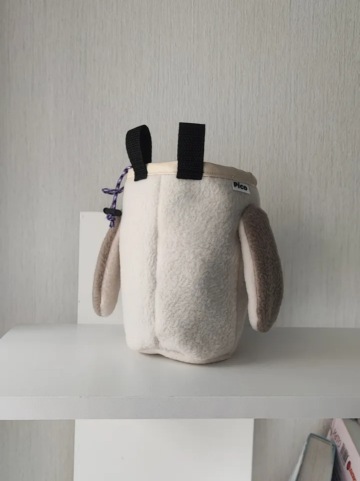 Chalk bag Dog for rock climbing