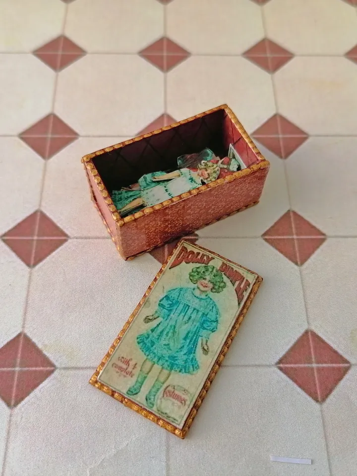 Boxes with paper dolls and accessories for dollhouse 1:12. Handmade.