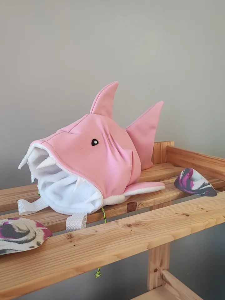 Chalk bag Shark Pink for rock climbing