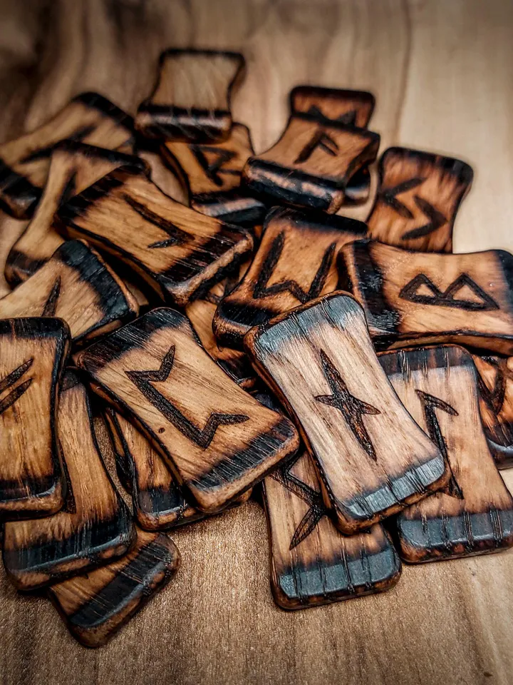 Celtic Scandinavian Oak Runes. Wooden Box. Elder Futhark. Viking Rituals.