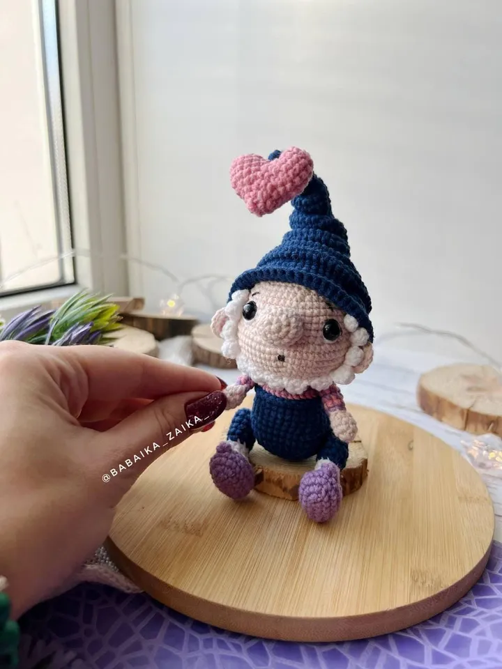 PDF Crochet Pattern Cute Gnome in love Crochet Gnome and Heart Amigurumi gnome pattern Crochet Heart Cute gnome Doll pattern Amigurumi doll