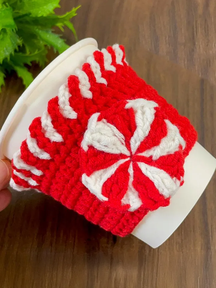 Christmas Crochet Cup Cozy PDF Pattern, Peppermint Coffee Sleeve Tutorial, DIY Cup Cover, Handmade Holiday Crochet Pattern