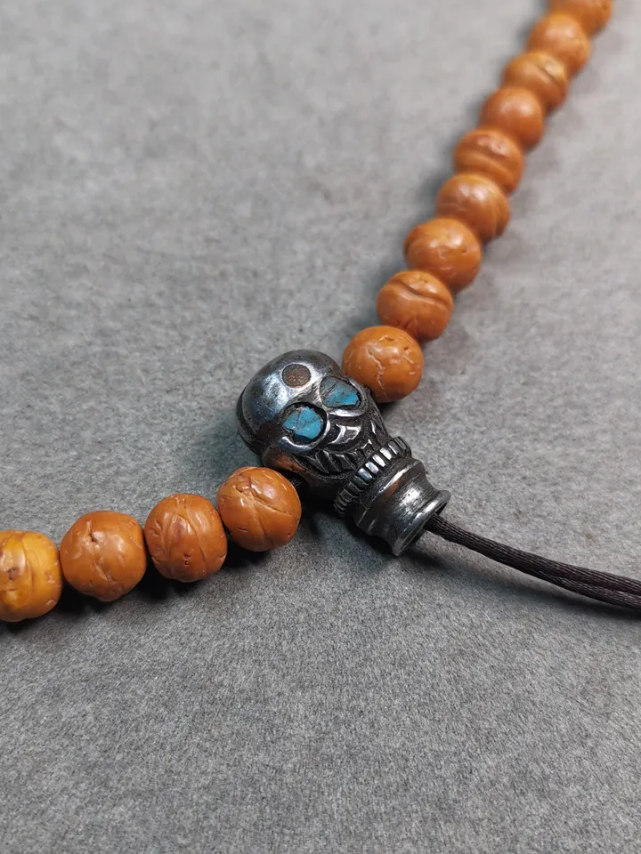 Gandhanra Tibetan Cold Iron Guru Bead,Skull Shape T-drilled 3-Hole Prayer Bead,Mala Bead,Connector Bead for Buddhist Bead Accessories