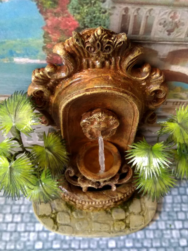 Miniature fountain. Fountain for the collection of dolls.1:12 scale.