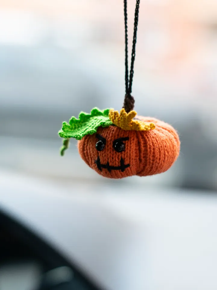 Stuffed pumpkin car accessory for women for Halloween, car boho decoration, rear view mirror charm, crochet car pendant