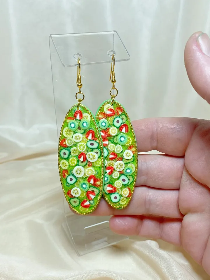 Handmade summer earrings. UV resin.
