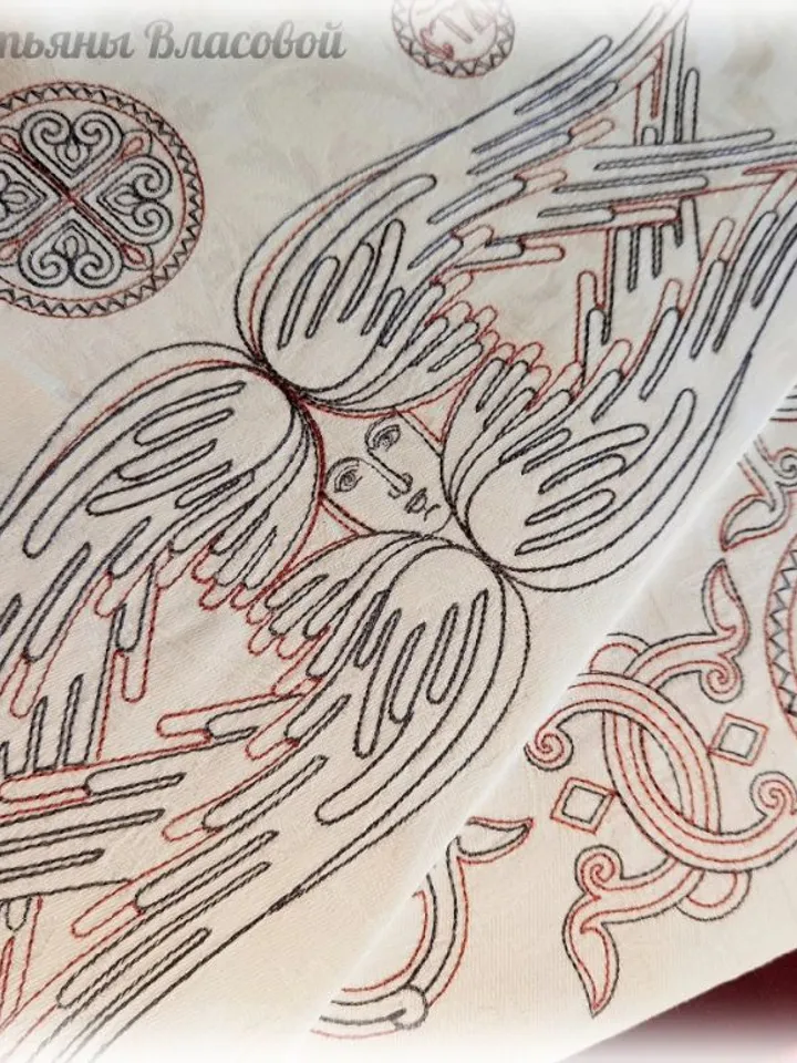 Contour design for machine embroidery