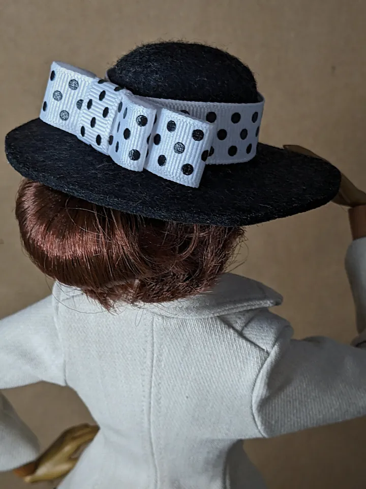 Felt hat for 16 inches Fashion Royalty female doll (black & white polka dot)