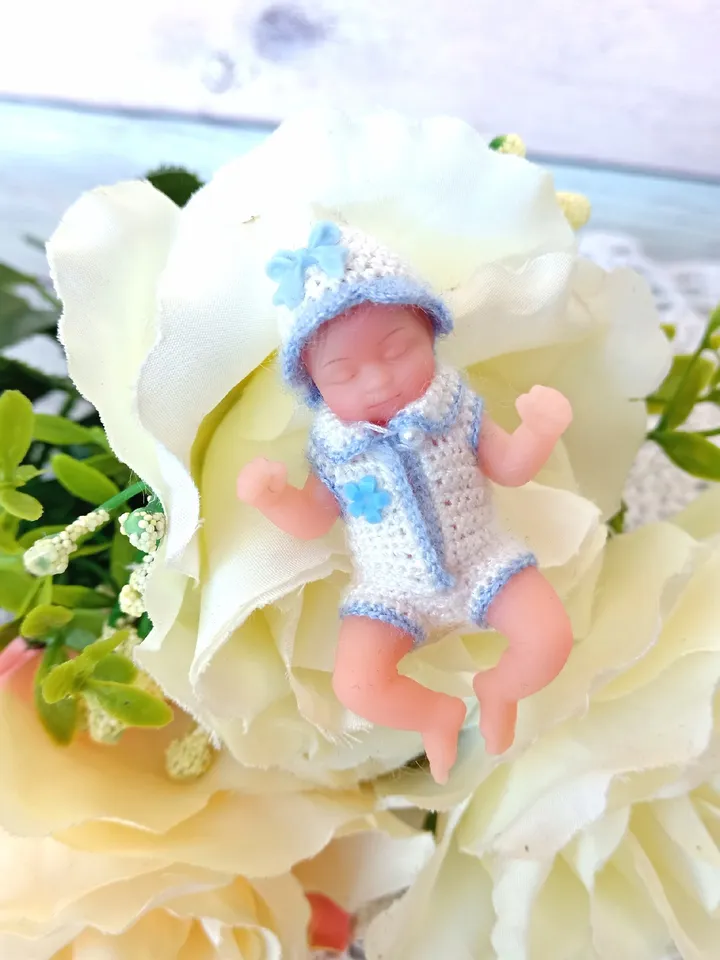 Zuru mini baby clothes