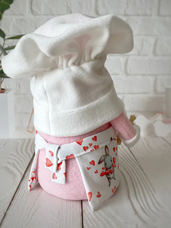 Chef Gnome pattern. Kitchen gnome pattern PDF. DIY gnome tutorial.