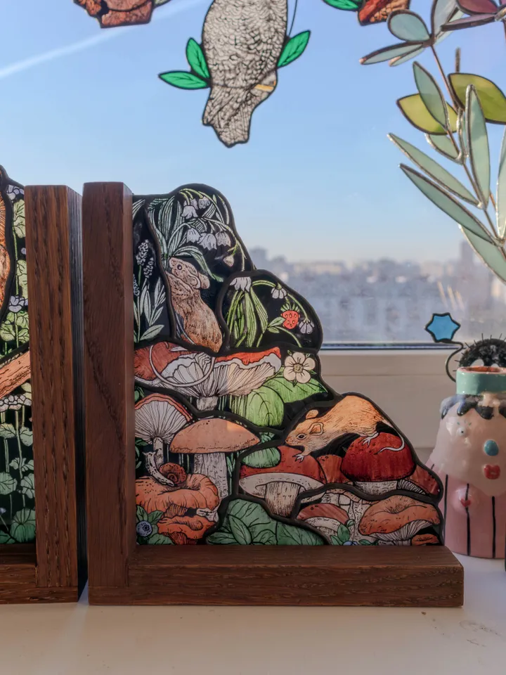 Stained glass bookends with mushrooms and owl, Home decor with fungi