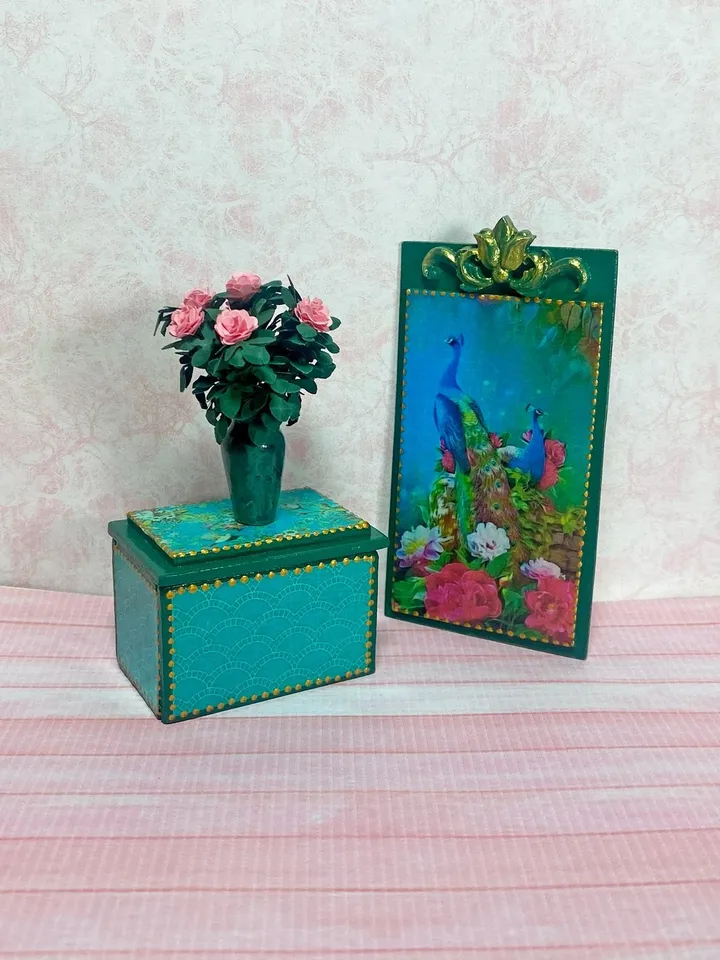 Dollhouse Accessories Set. 1:12. Doll Accessories. Dollhouse Miniature