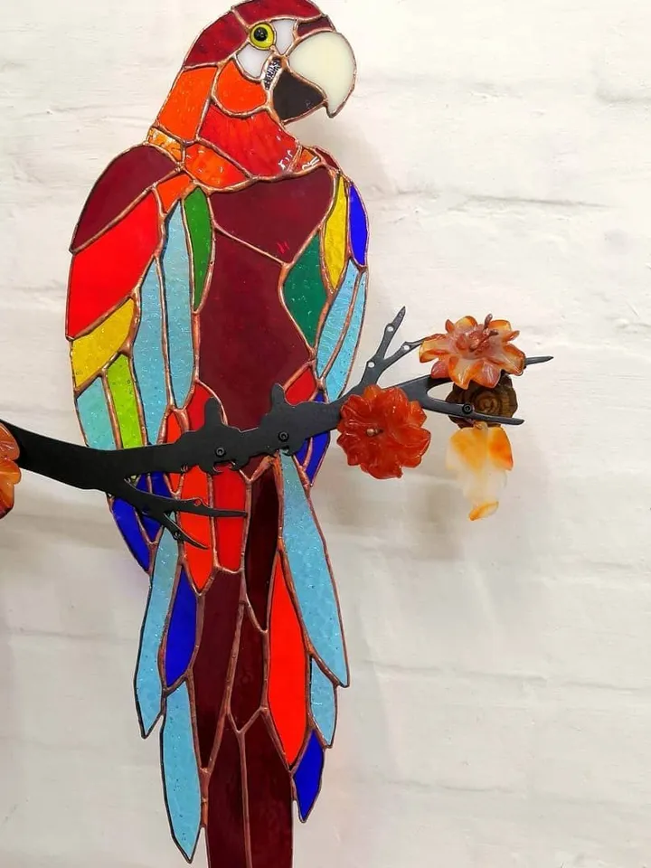 Macaw Parrot "Lucky One", Tiffany Stained Glass Art, Colorful Macaw Bird Glass Art, Tropical Parrot Tiffany Glass Decor, Stained Glass Macaw Wall Art, Handmade Glass Parrot Suncatcher, Exotic Bird Tiffany Stained Glass, Lucky Macaw Window Ornament