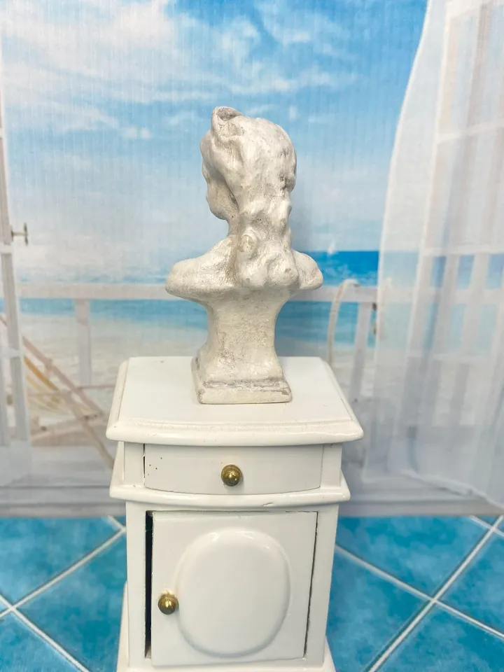 Figurine for the puppet museum. Dollhouse miniature. 1:12. Doll accessories.