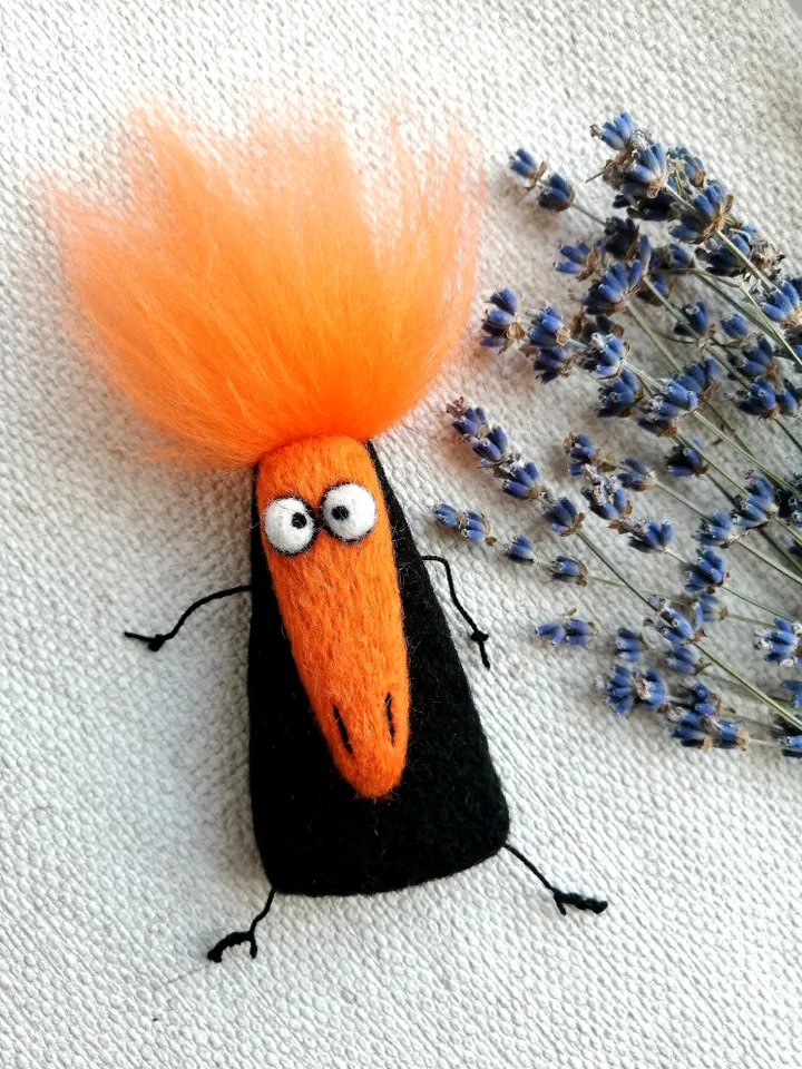 Funny black crow brooch Womens jewelry