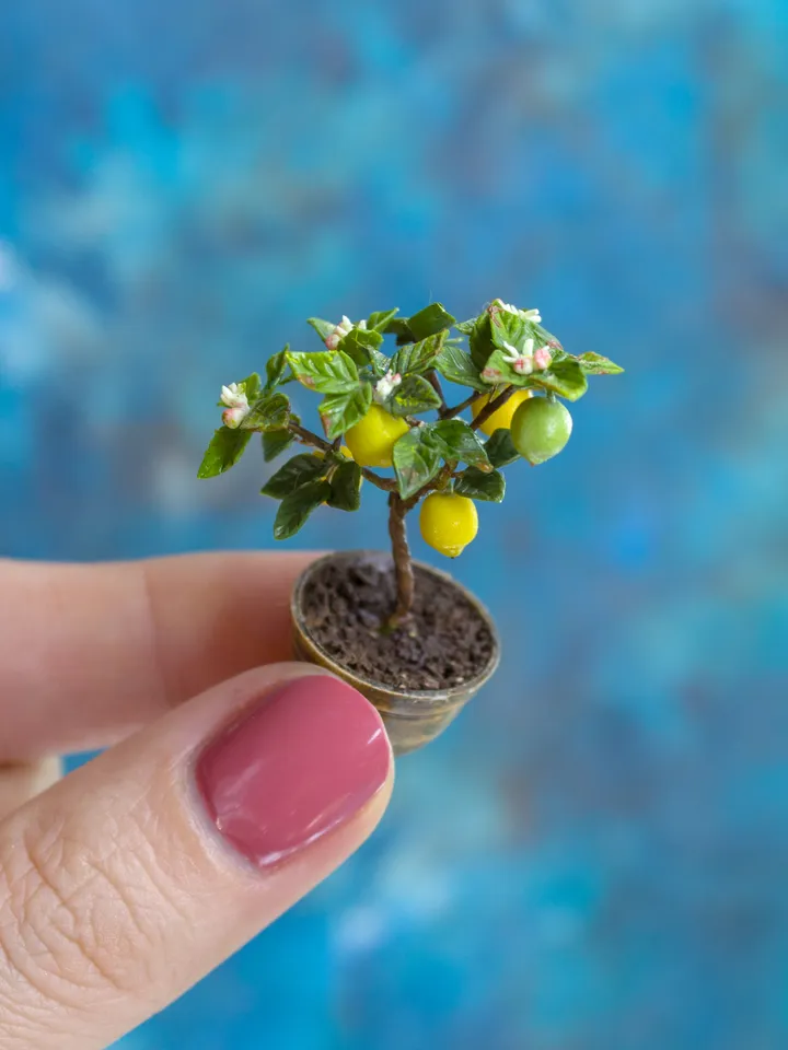 MINIATURE Lemon tree in a ceramic pot 2 | Dollhouse miniatures