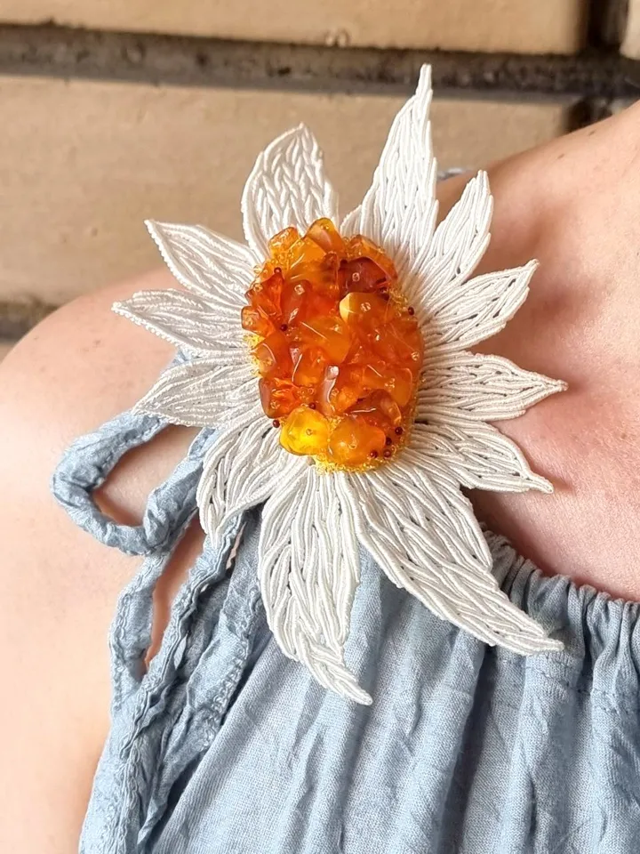 Amber Daisy Brooch – Handcrafted with Vintage Beads