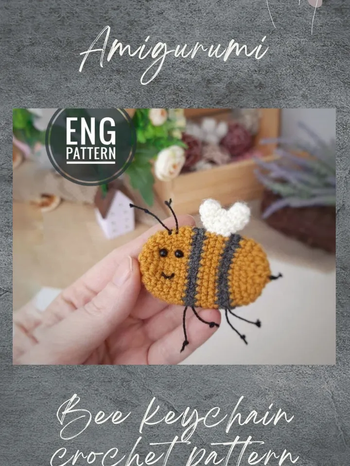FREE Amigurumi Bee keychein. Bee keychain crochet pattern. Broosh BEE amigurumi PDF pattern