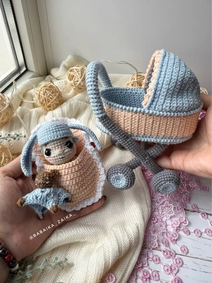 PDF Crochet Pattern Baby Doll in a Baby Carriage, Amigurumi baby doll pattern, Crochet Carriage, Crochet Stroller, Cute teddy bear