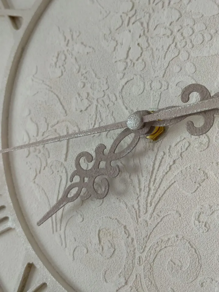 White round wall clock with grey frame and white ornament Silent clock for bedroom or nursery Gift for Christmas, Birthday, Mother's Day, Wedding, Housewarming