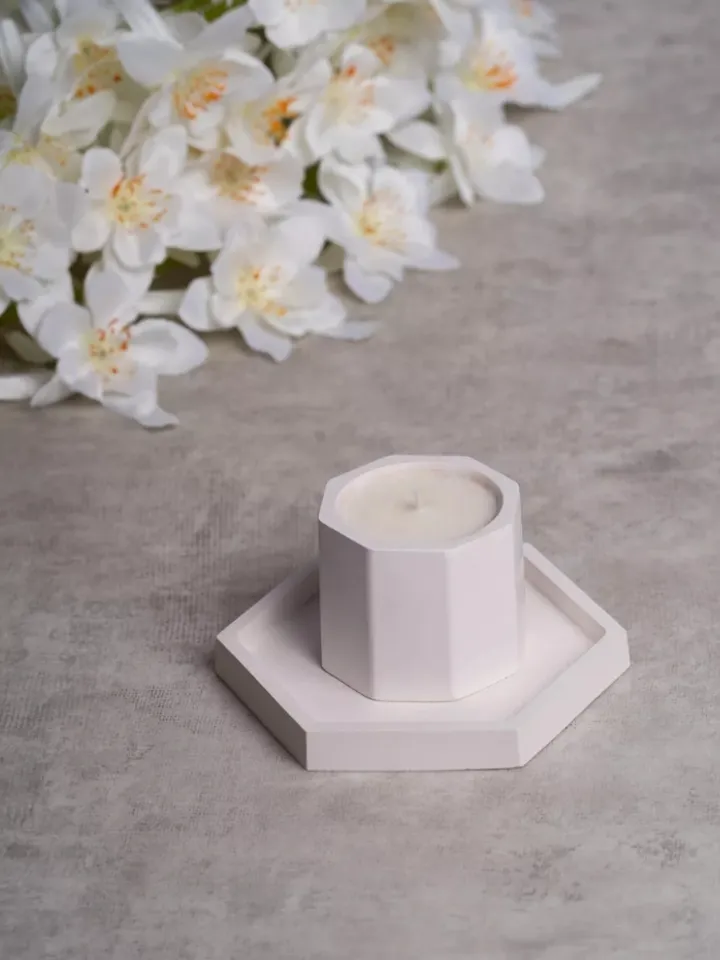 Mandarin scented candle